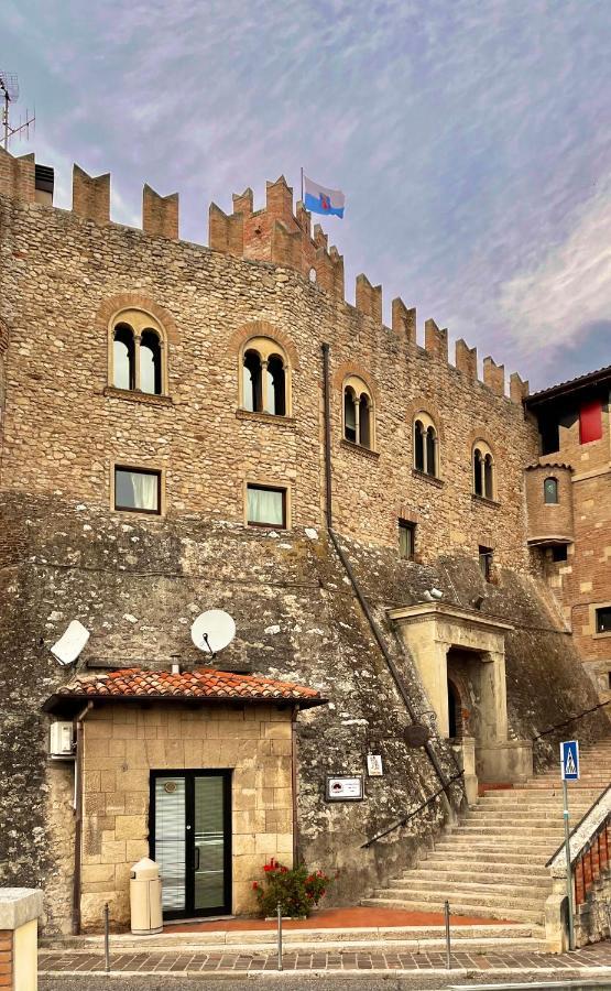 Serravalle Castle Apartment 외부 사진